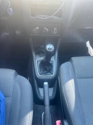 VOLKSWAGEN FOX 1.6 MI ROCK IN RIO 8V FLEX 4P MANUAL VOLKSWAGEN FOX 1.6 MI ROCK IN RIO 8V FLEX 4P MANUAL